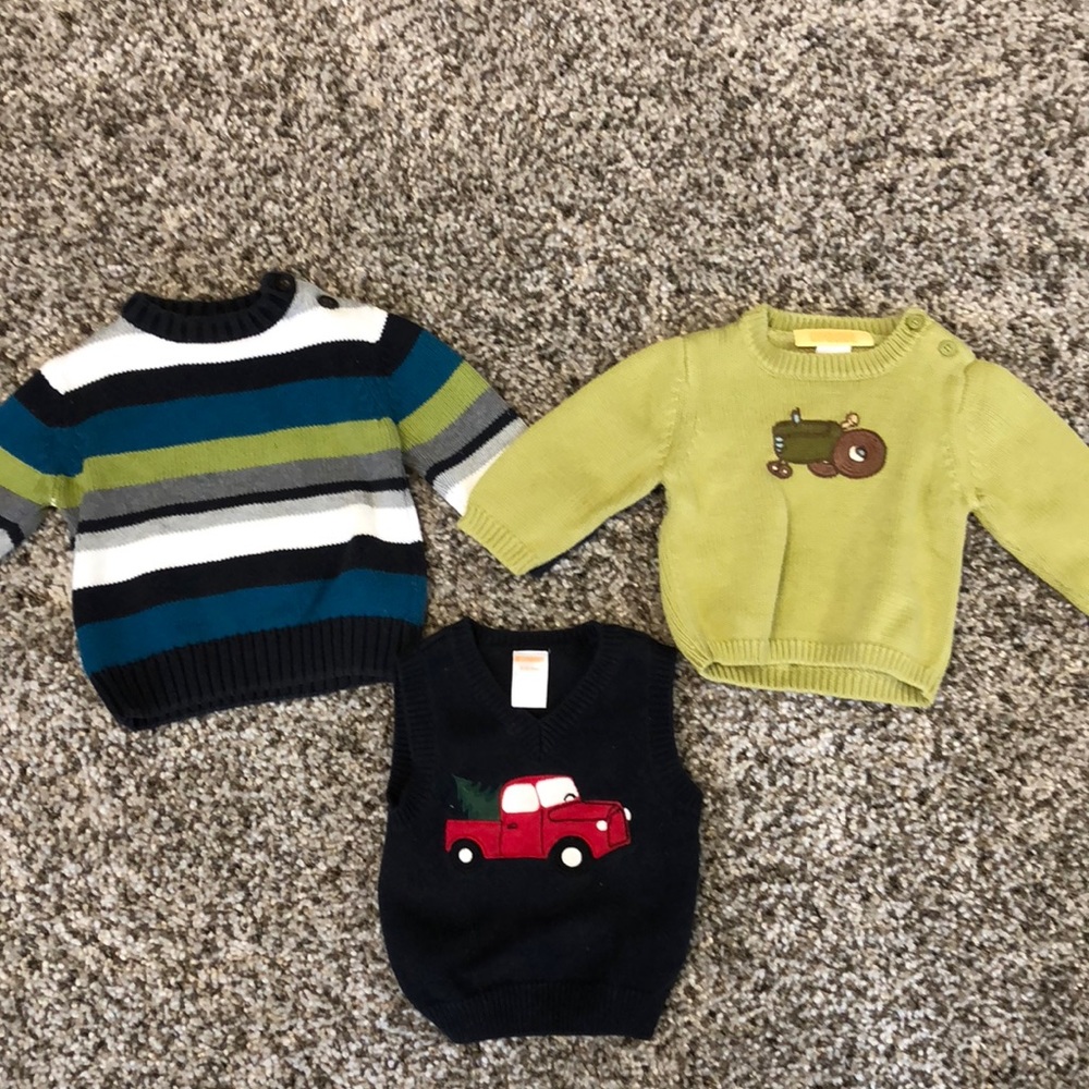 6-12m Gymboree baby boys tractor sweaters and vest